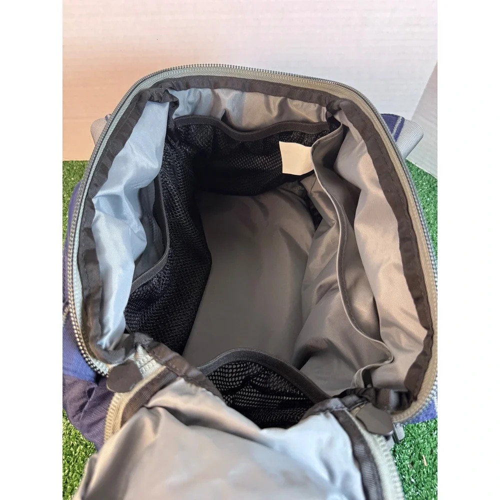 LL Bean Navy Blue Ripstop Nylon Small Duffel Bag Shoulder Strap Insulated Top